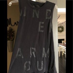 UnderArmour workout top